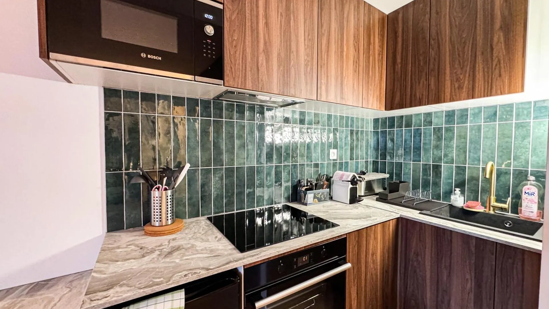 Beautiful Studio Close To The Slopes Les Houches Apartment