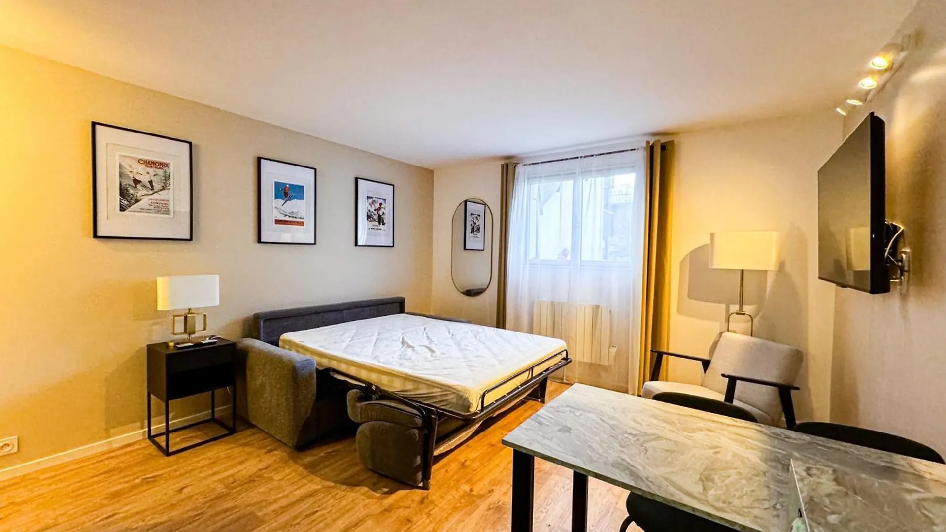 Beautiful Studio Close To The Slopes Les Houches